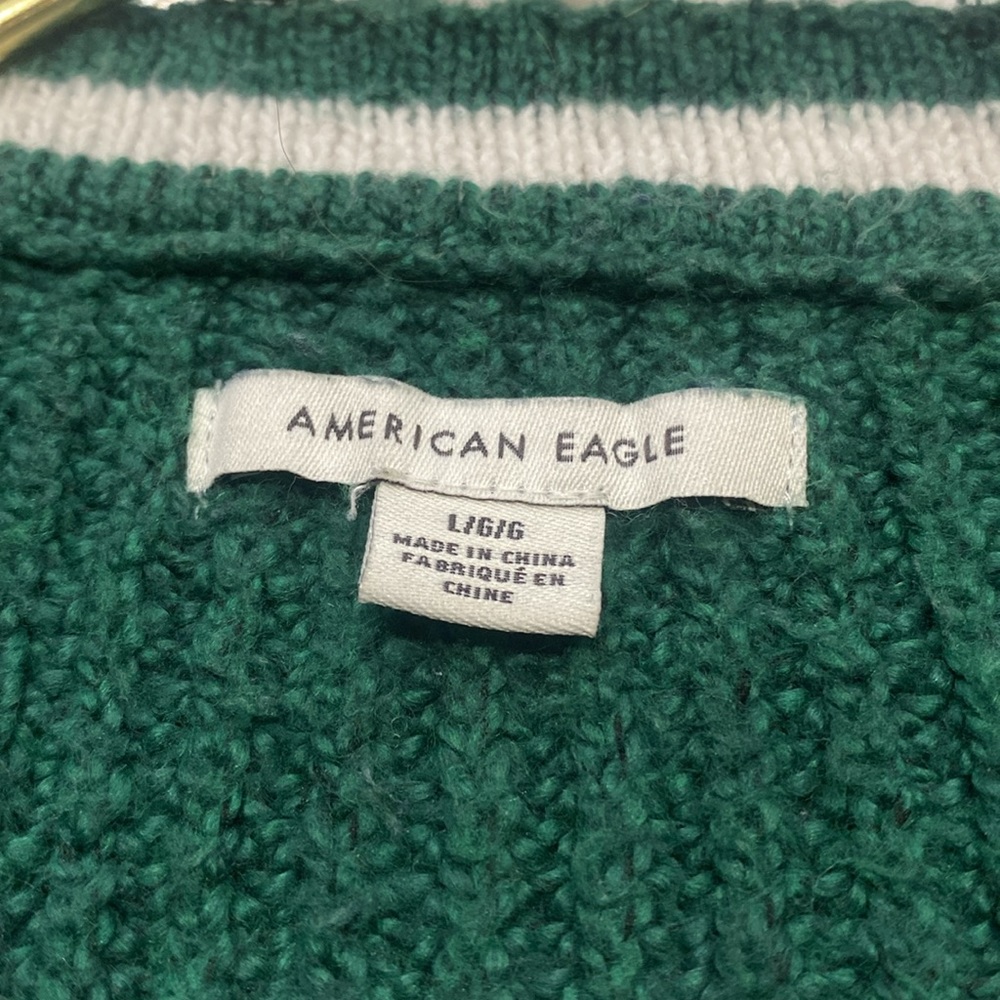 American Eagle Sweater - Picture 3 of 4